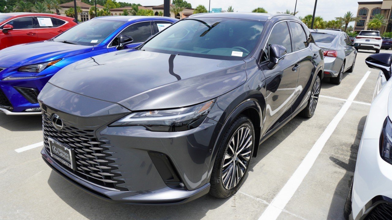 Certified Used 2026 SONIC CHROME Lexus RX 350h Premium+ image 4