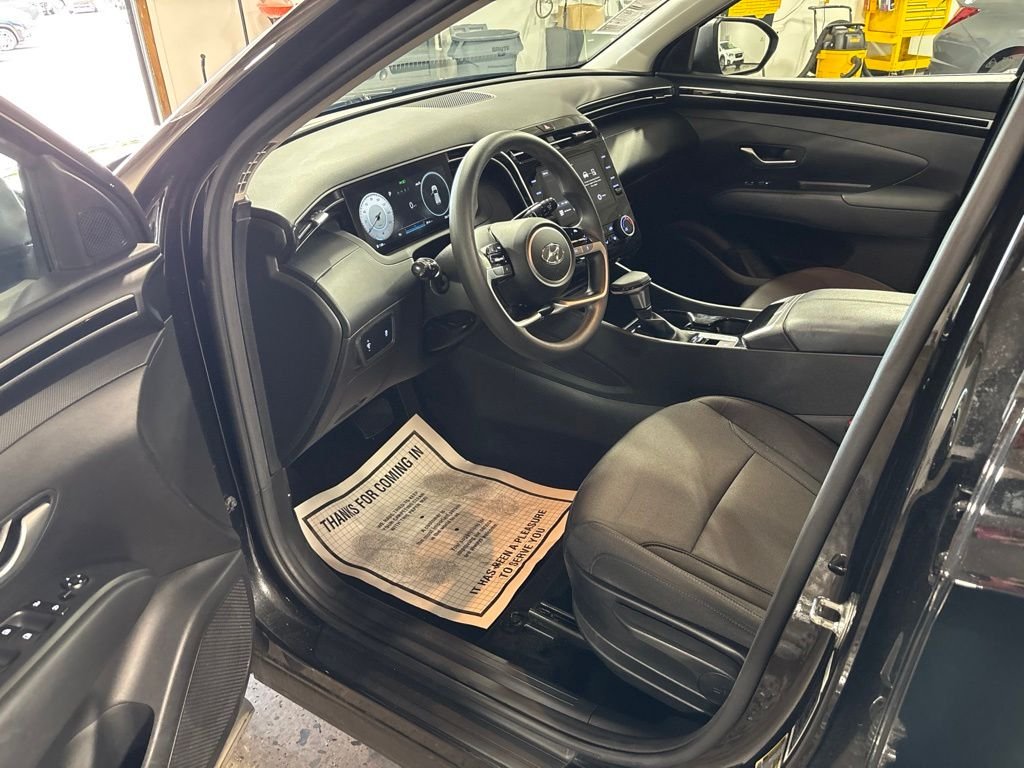 Certified Used 2024 Black Hyundai SE image 11