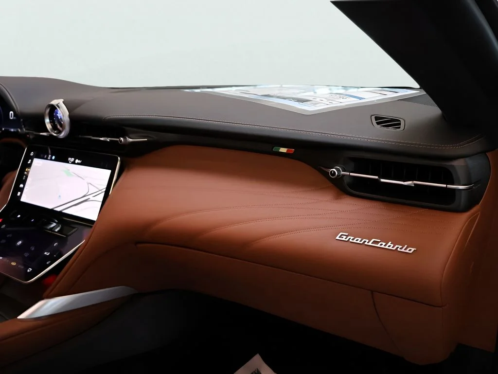 New 2026 Nero Assoluto Metallic Maserati Base image 12