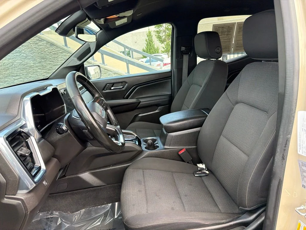 Used 2023 Beige GMC Elevation image 10