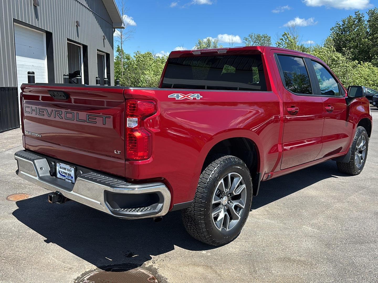 Used 2023 Radiant Red Chevrolet LT image 3