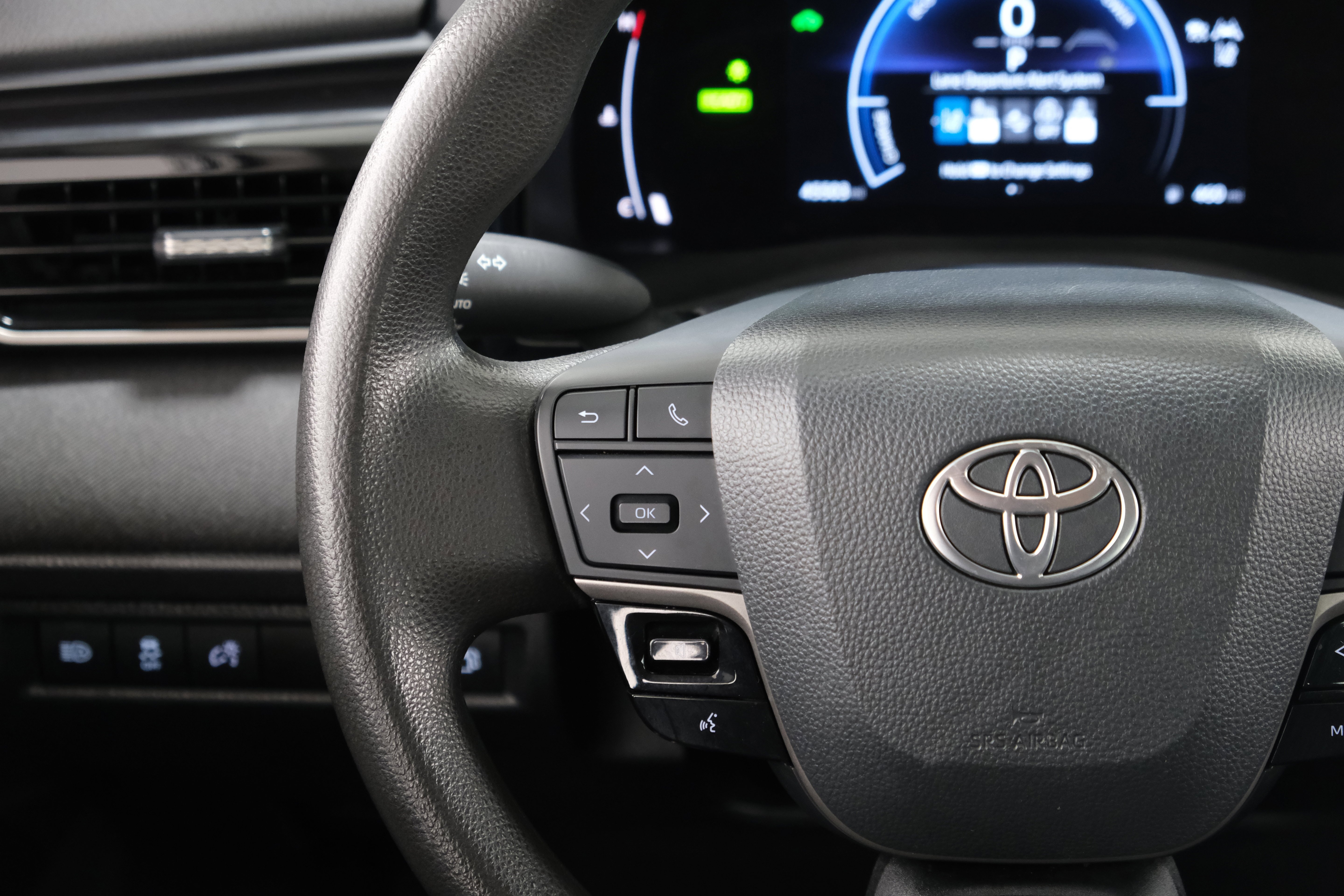 Certified Used 2025 Midnight Black Metallic Toyota LE image 12