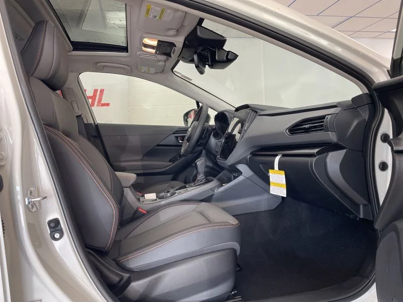 New 2026 CRYSTAL WHITE PEARL Subaru Limited Hybrid image 17