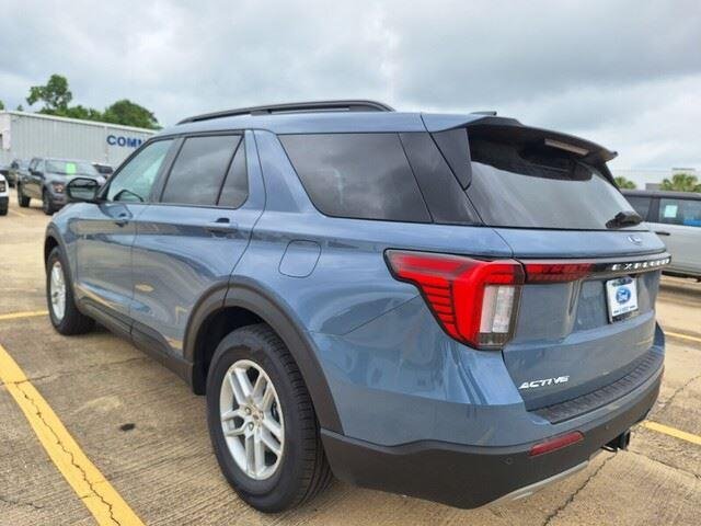 New 2026 Vapor Blue Metallic Ford Active image 3