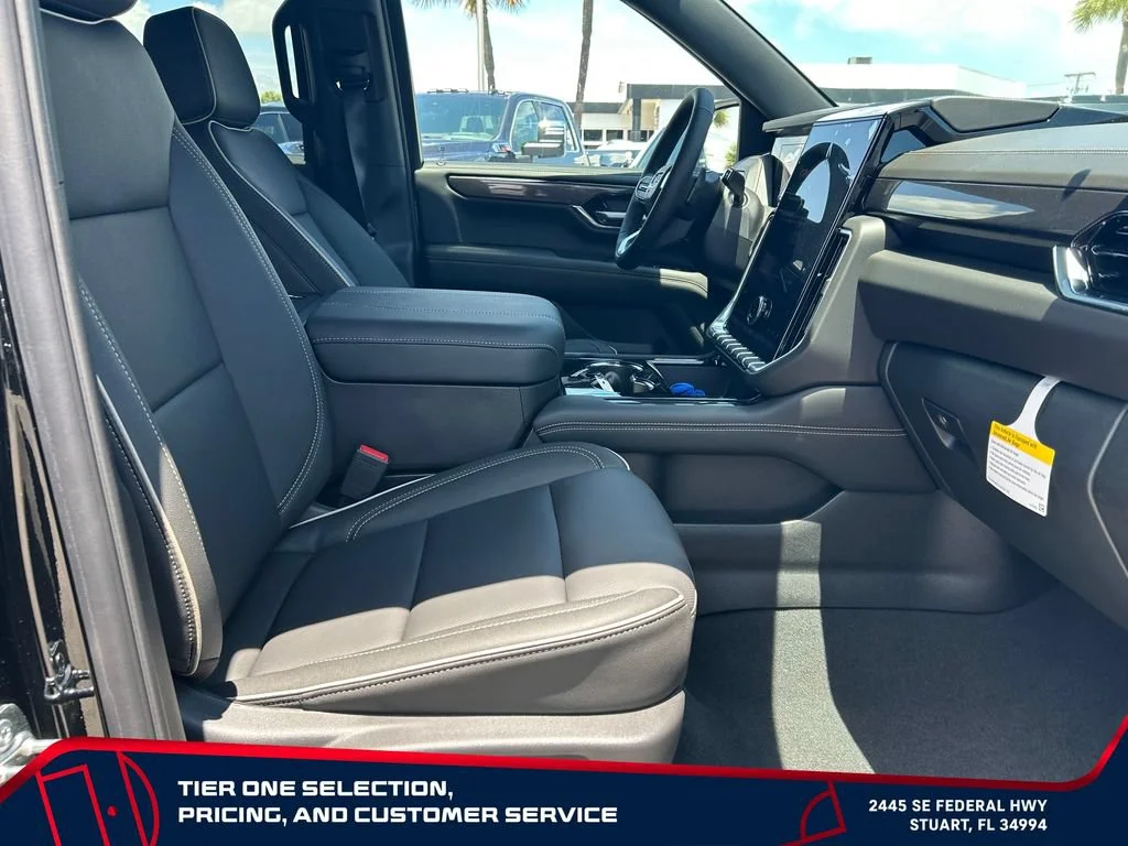 New 2026 Onyx Black GMC Elevation image 20