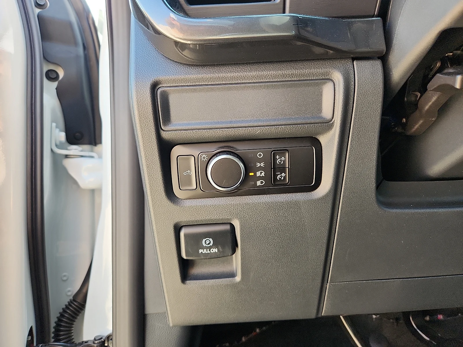 New 2026 Oxford White Ford STX image 16