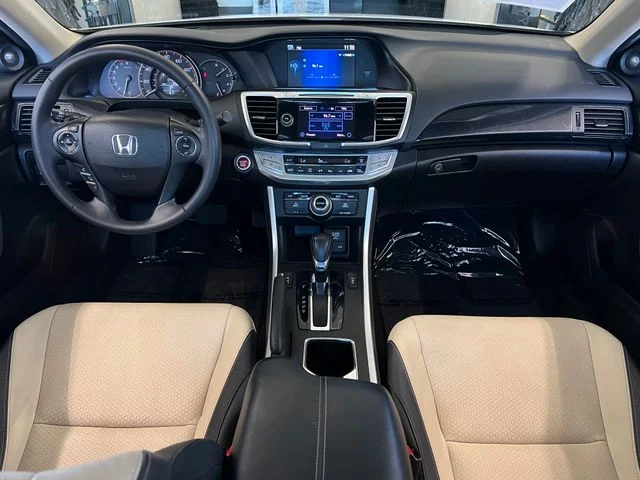 Used 2015 White Orchid Pearl Honda EX-L image 38