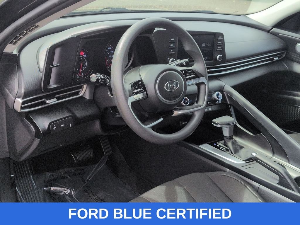 Used 2023 Portofino Gray Hyundai SEL image 11