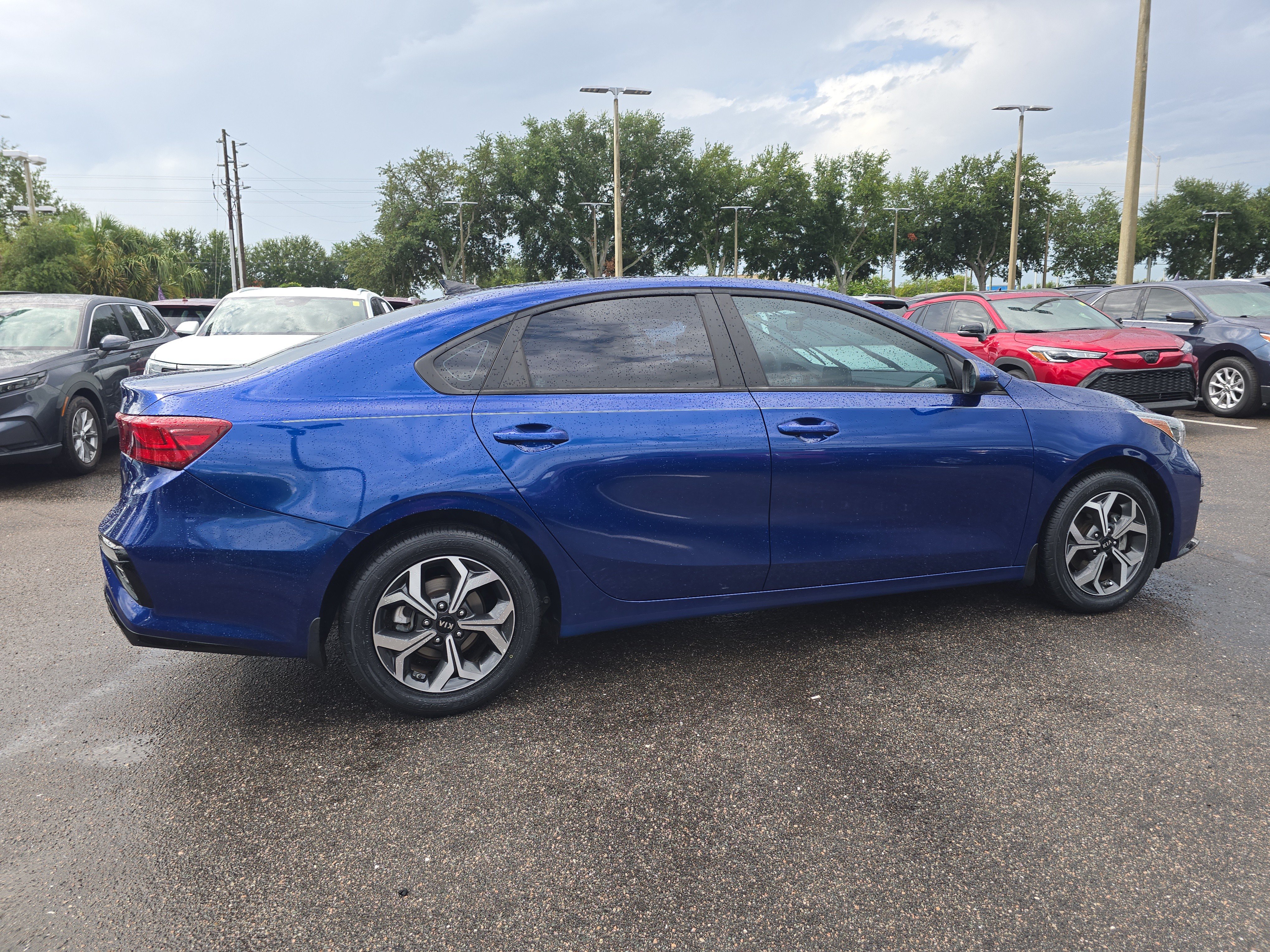 Certified Used 2021 Deep Sea Blue Kia LXS image 9