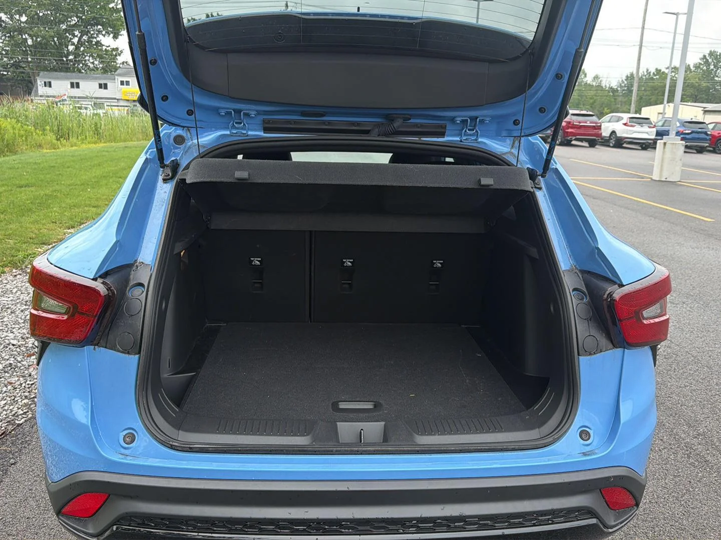 Used 2024 Fountain Blue Chevrolet 2RS image 20