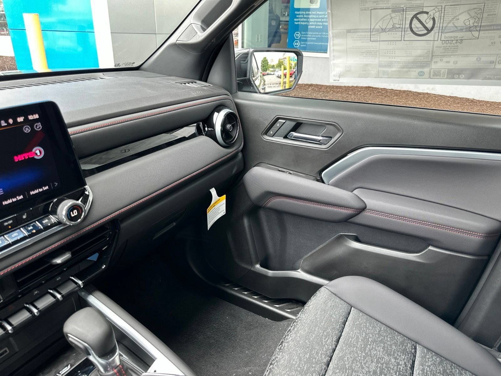 New 2026 Sterling Gray Metallic Chevrolet Z71 with 20in Black Wheels - Sunroof - Spray-On Bedliner image 46