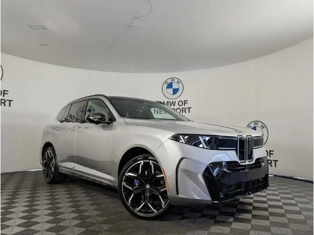 New 2027 Space Silver Metallic BMW  image 3