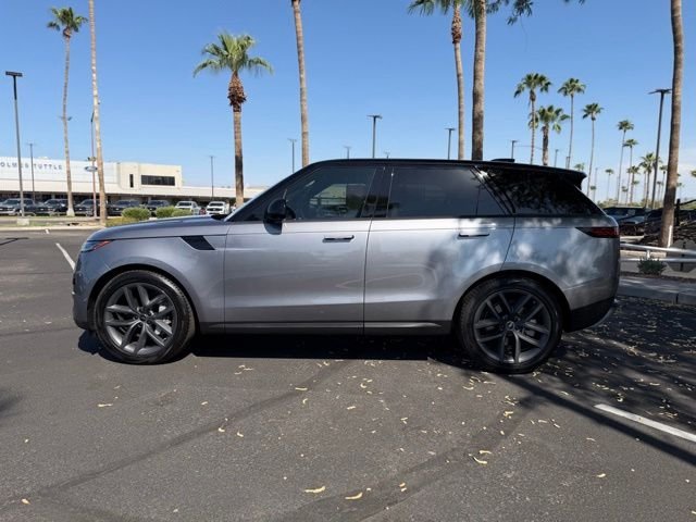 Certified Used 2025  Land Rover SE image 3