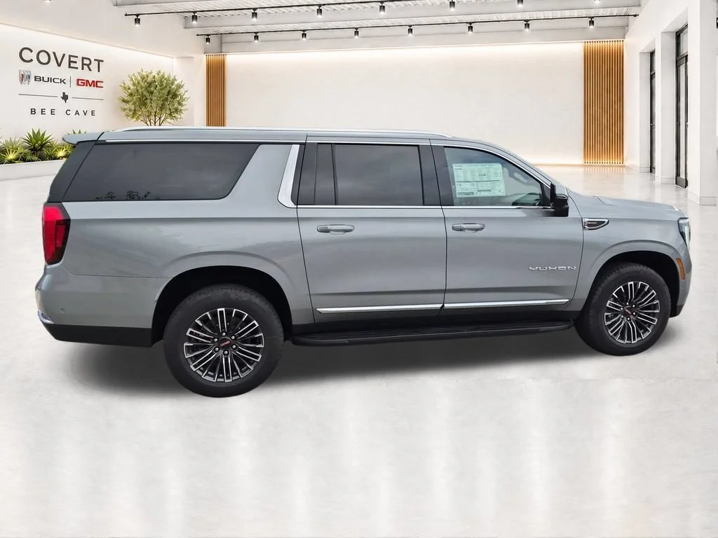 New 2026 Sterling Metallic GMC Elevation image 12