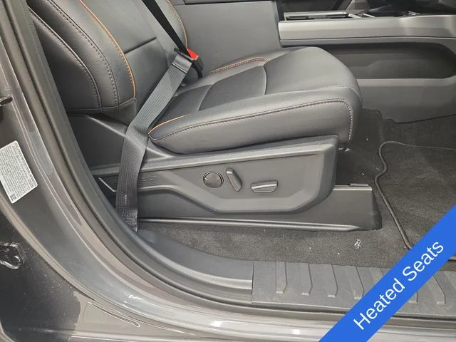 New 2026 Carbonized Gray Metallic Ford F-350® Lariat® image 11