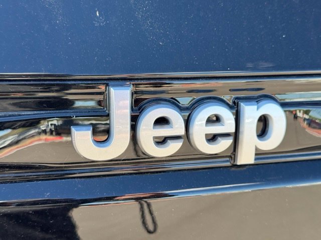 New 2027 High Gloss Black Jeep Limited image 14