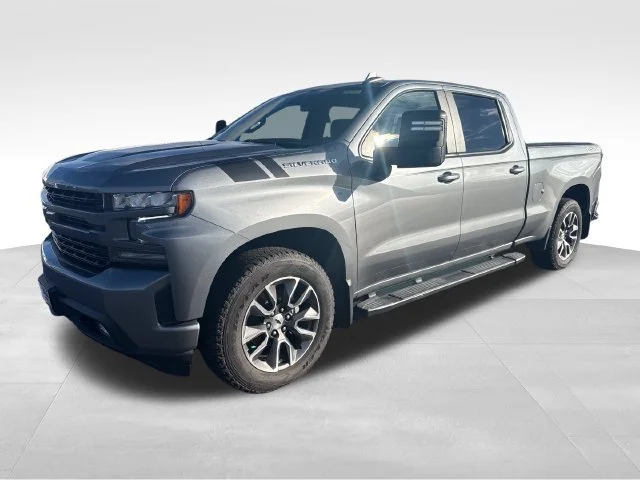 Used 2022 Gray Chevrolet RST image 1