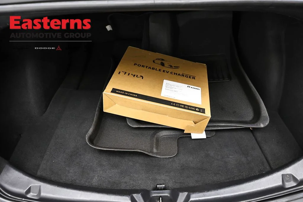Used 2019 Black Tesla Long Range image 9