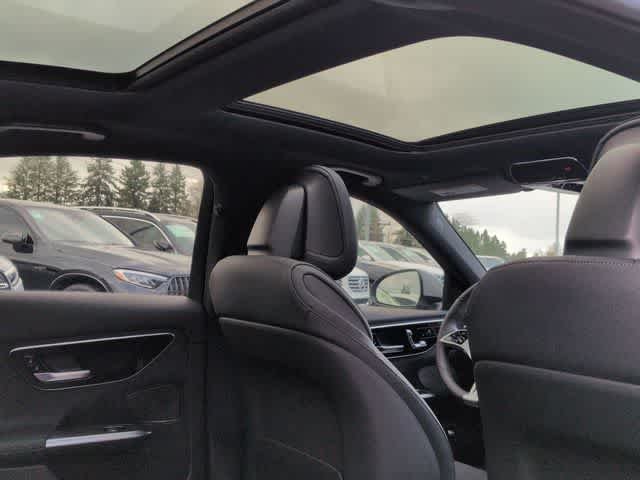 New 2026 MANUFAKTUR Alpine Grey Mercedes-Benz C 300 image 22