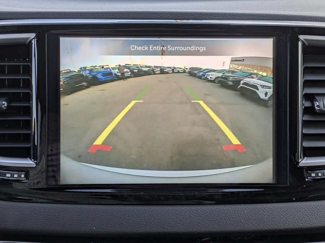New 2026 Silver Chrysler SXT - - FWD - Power Liftgate - Power Sliding Doors - Leather & More! image 21