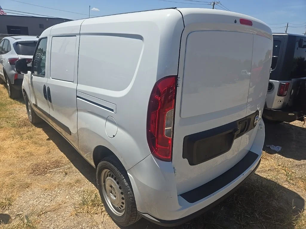 Used 2022 White Ram Base image 2