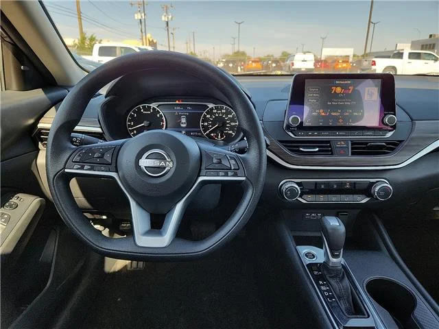 Used 2025 Gray Nissan SV image 10