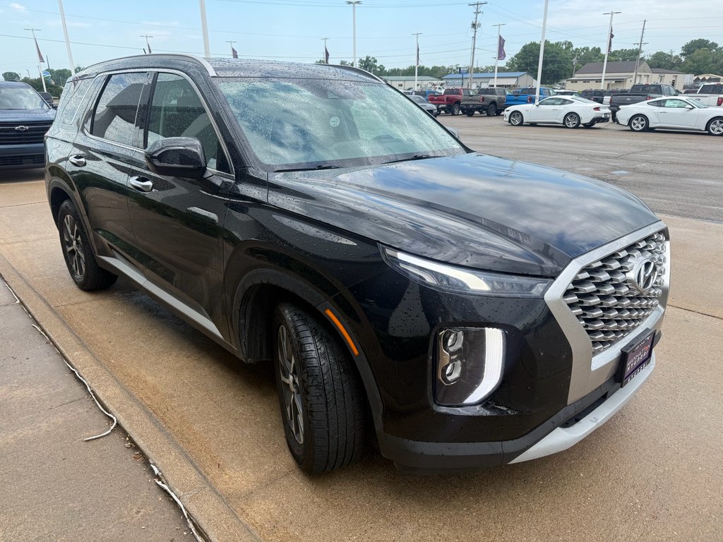 Used 2022  Hyundai SEL image 3