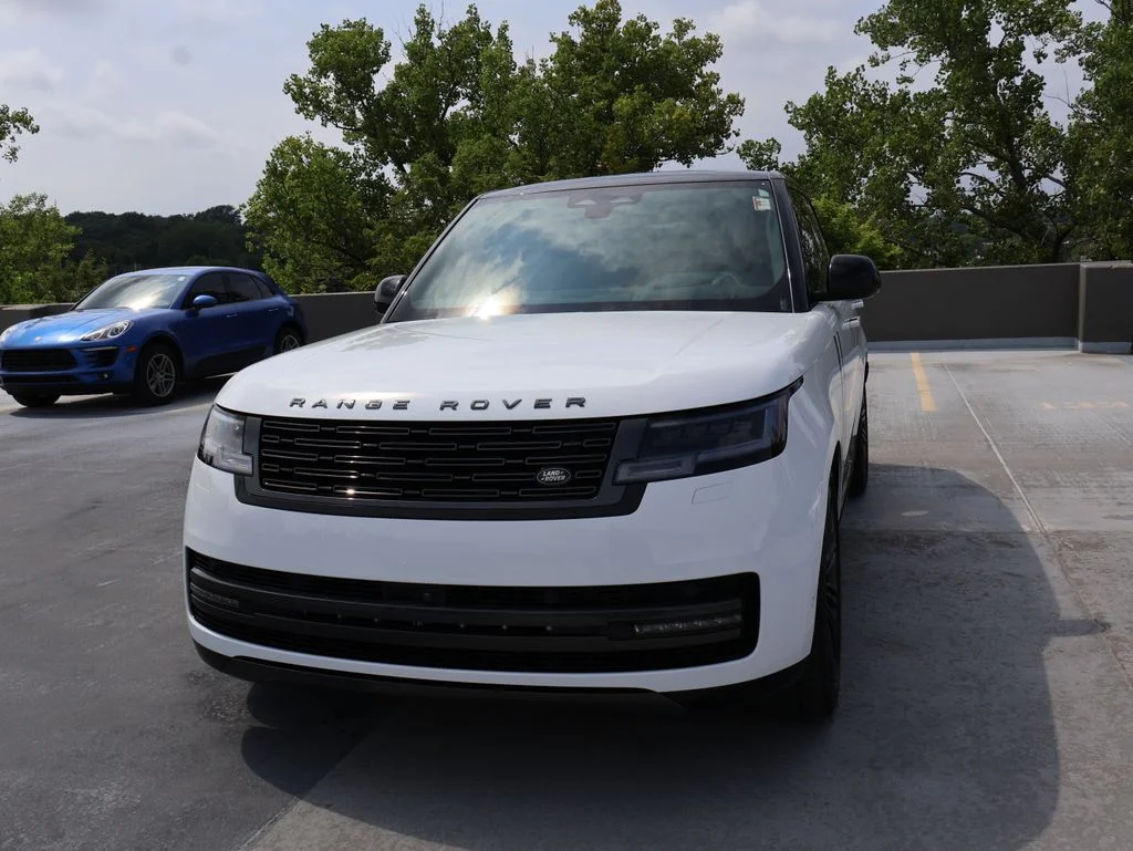 Certified 2025 Land Rover Range Rover SE with VIN SALKP9FUXSA281040 for sale in Kansas City