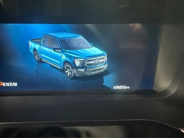 Used 2023 Gray Ford Lariat image 15