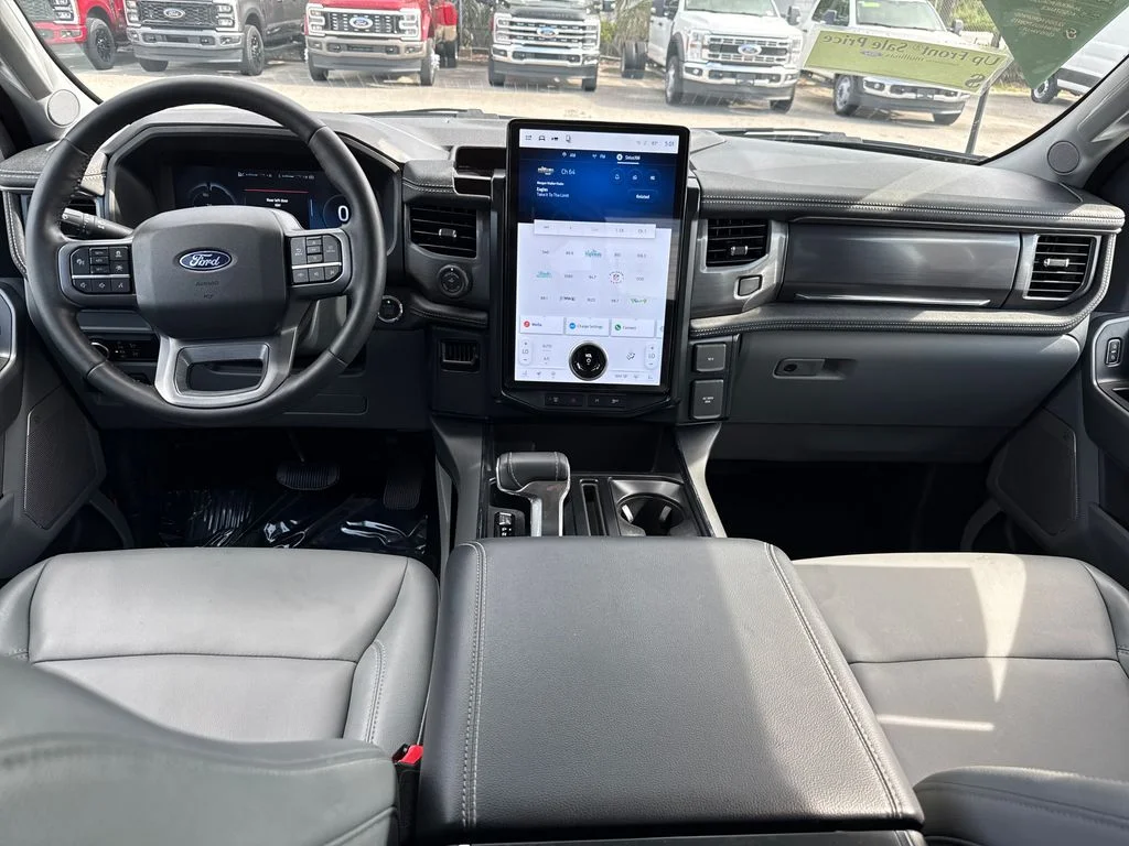 Certified Used 2025 Gray Ford Flash image 6