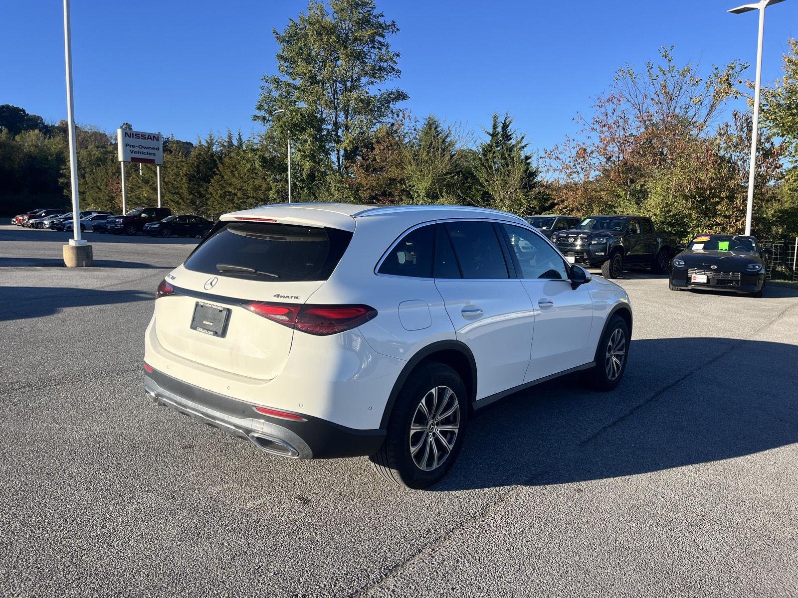 Used 2026 Polar White Mercedes GLC 300 image 7