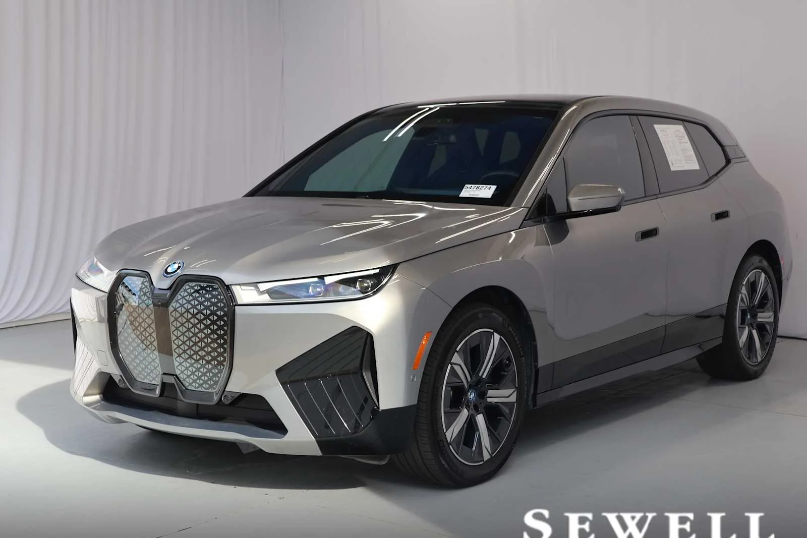Certified Used 2024 Oxide Grey Metallic BMW xDrive50 image 1