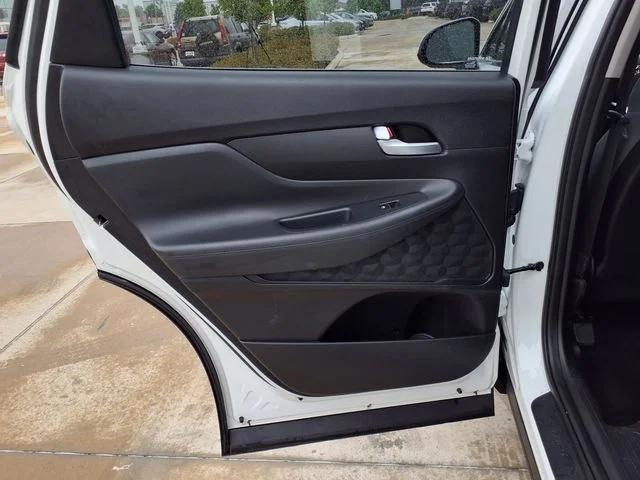 Used 2023 White Hyundai SEL image 17