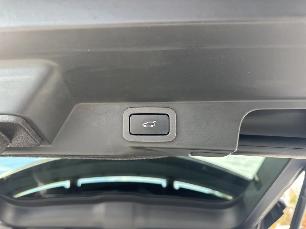Used 2018 Silver Land Rover Supercharged image 32