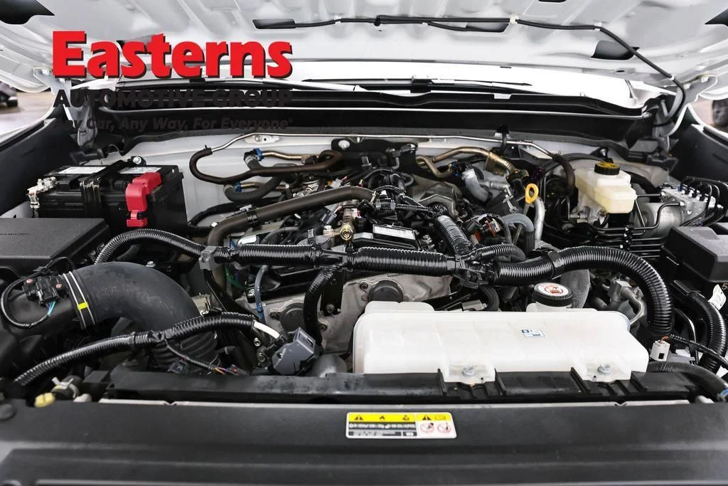 Used 2025 White Toyota SR image 9