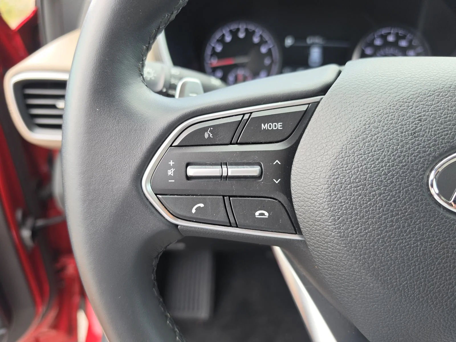 Used 2023 Red Hyundai SEL image 32
