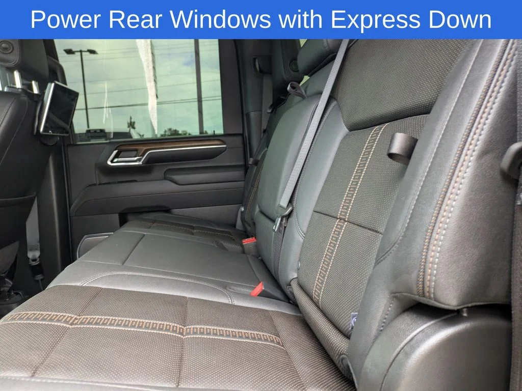 Used 2025 Black Chevrolet High Country image 14