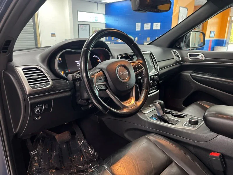 Used 2020 Blue Jeep Limited image 20