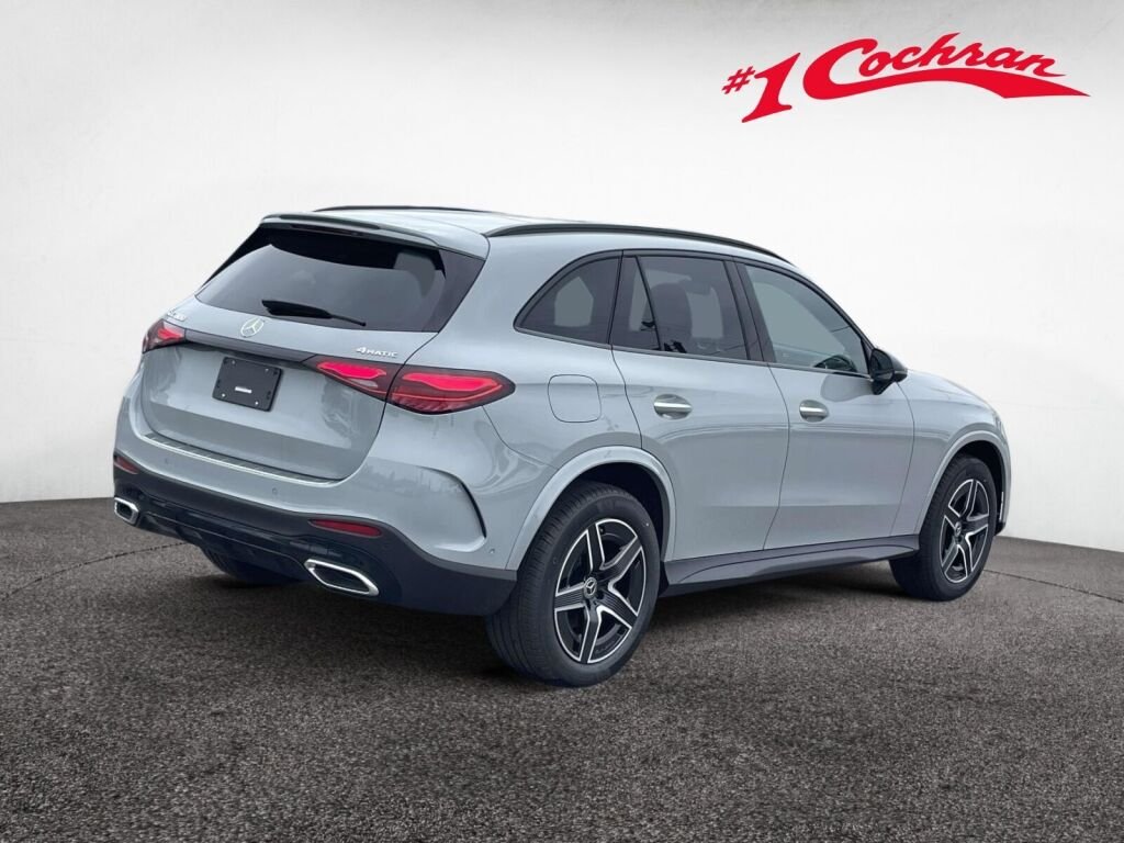 New 2026 MANUFAKTUR Alpine Grey Mercedes-Benz GLC 300 image 7