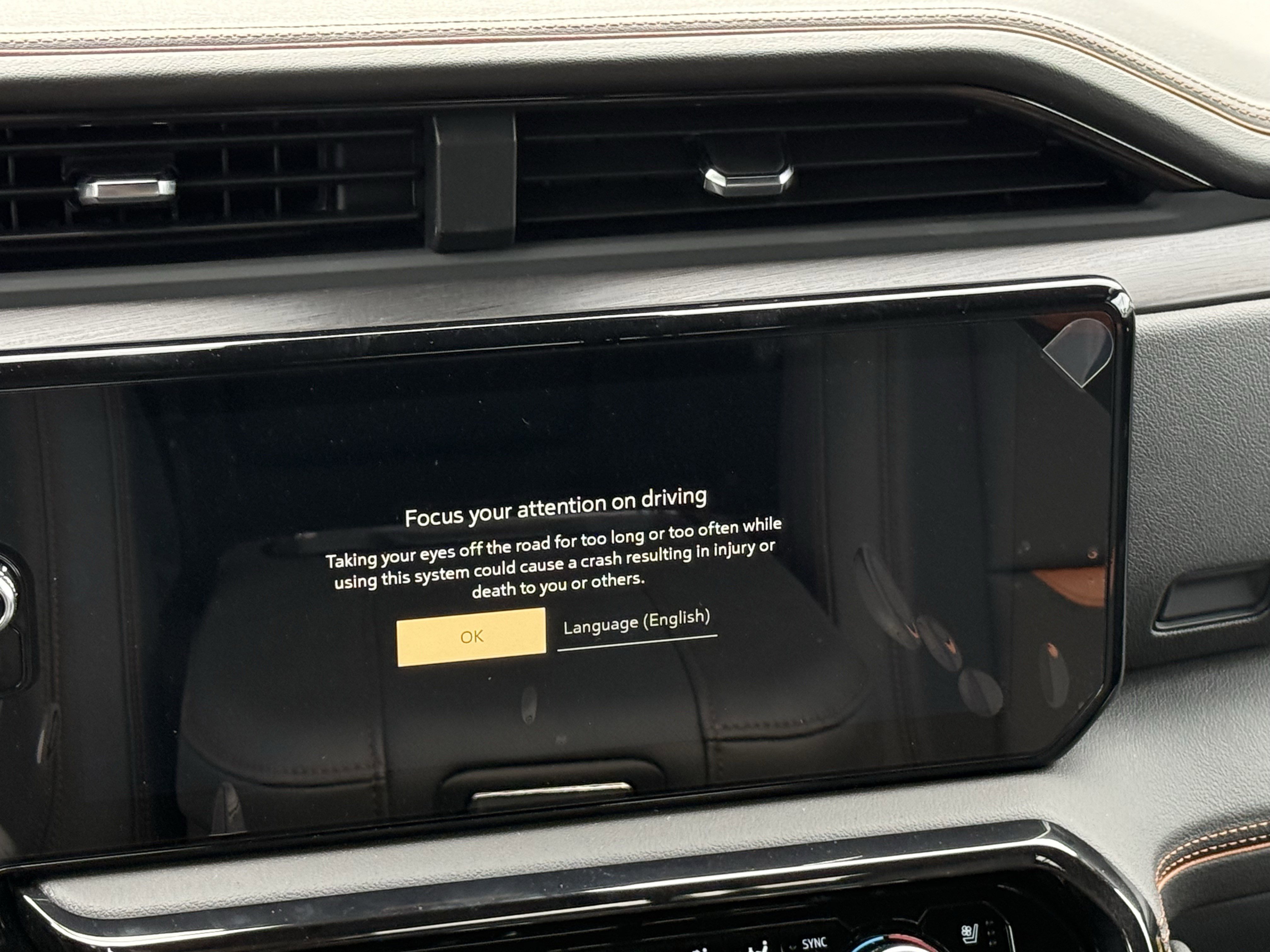 2026 GMC Sierra 1500 AT4 - Photo 12