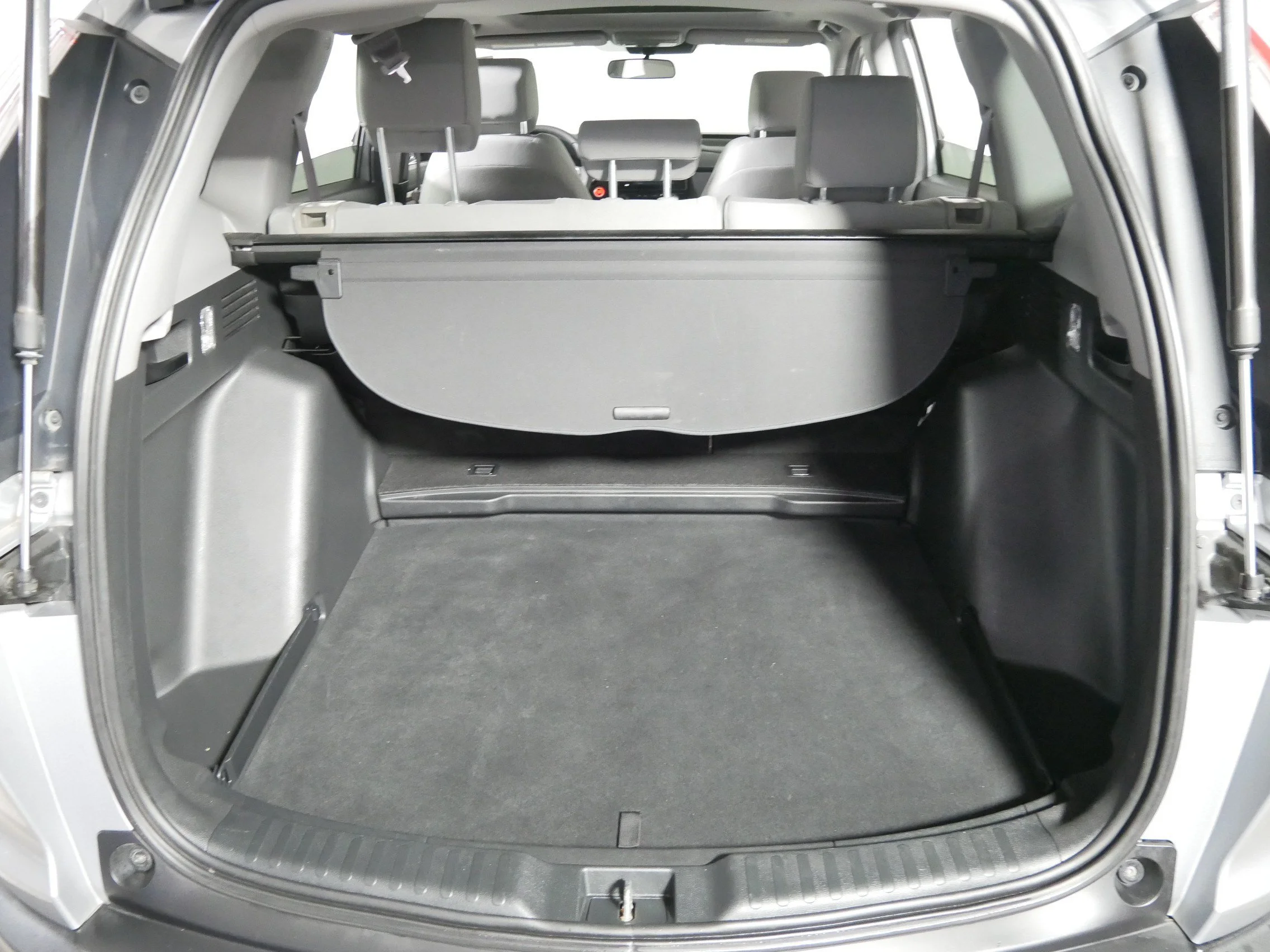 Used 2018 Lunar Silver Metallic Honda EX image 18