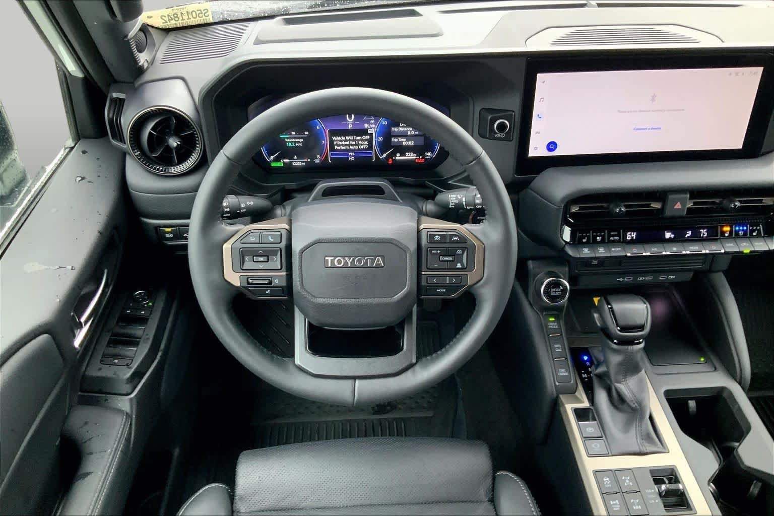 Used 2025 Ice Toyota  image 6