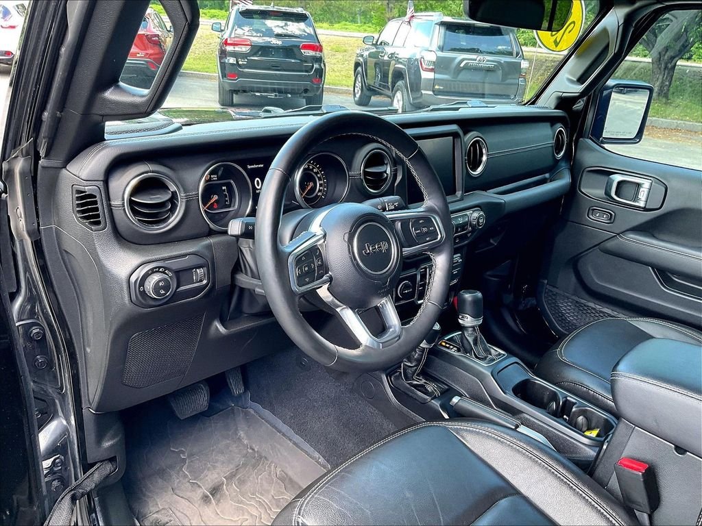 Used 2023 Black Jeep Overland image 8