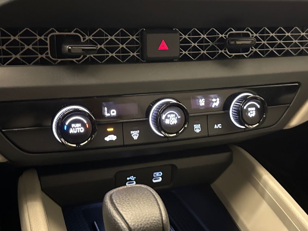 New 2026 Platinum White Pearl Honda LX image 23