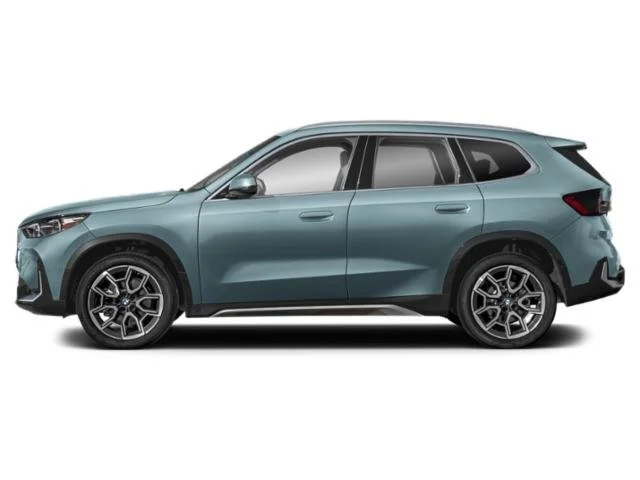 New 2026 Cape York Green Metallic BMW xDrive28i image 3