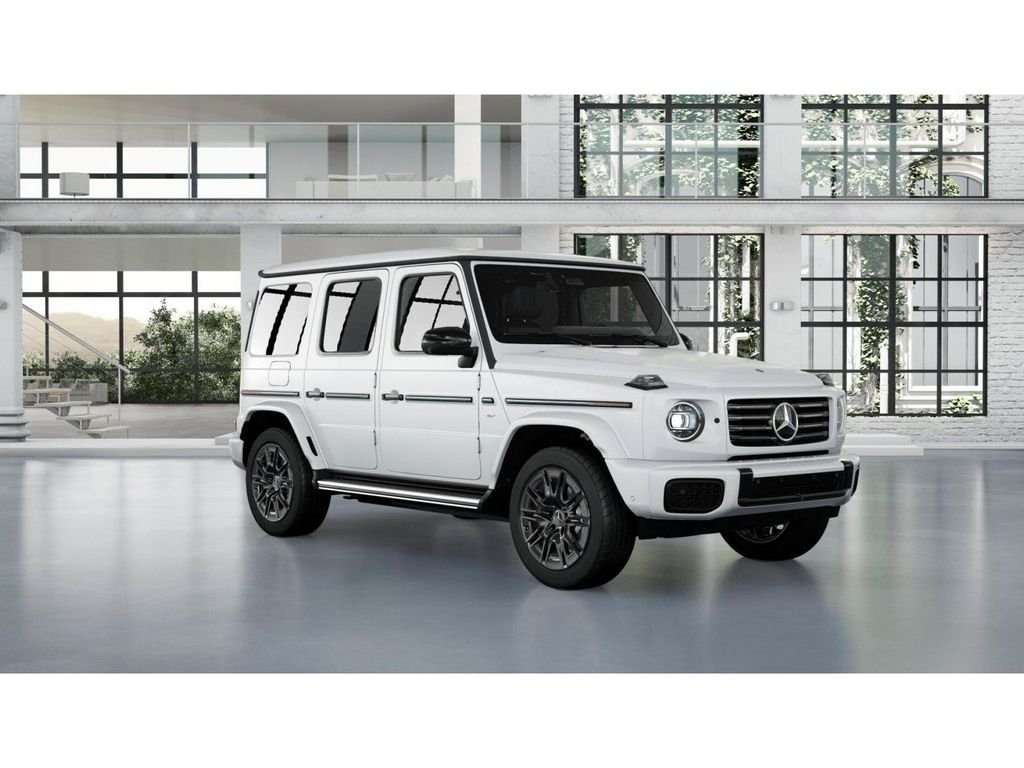 Used 2025 MANUFAKTUR Moonlight White Magno Mercedes-Benz G 580 image 11