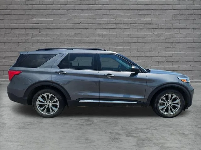 Used 2023 Gray Ford XLT image 6