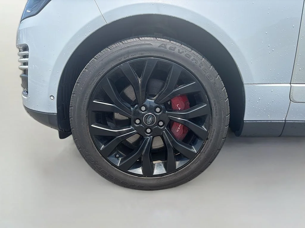 Used 2020 Fuji White Land Rover HSE image 13