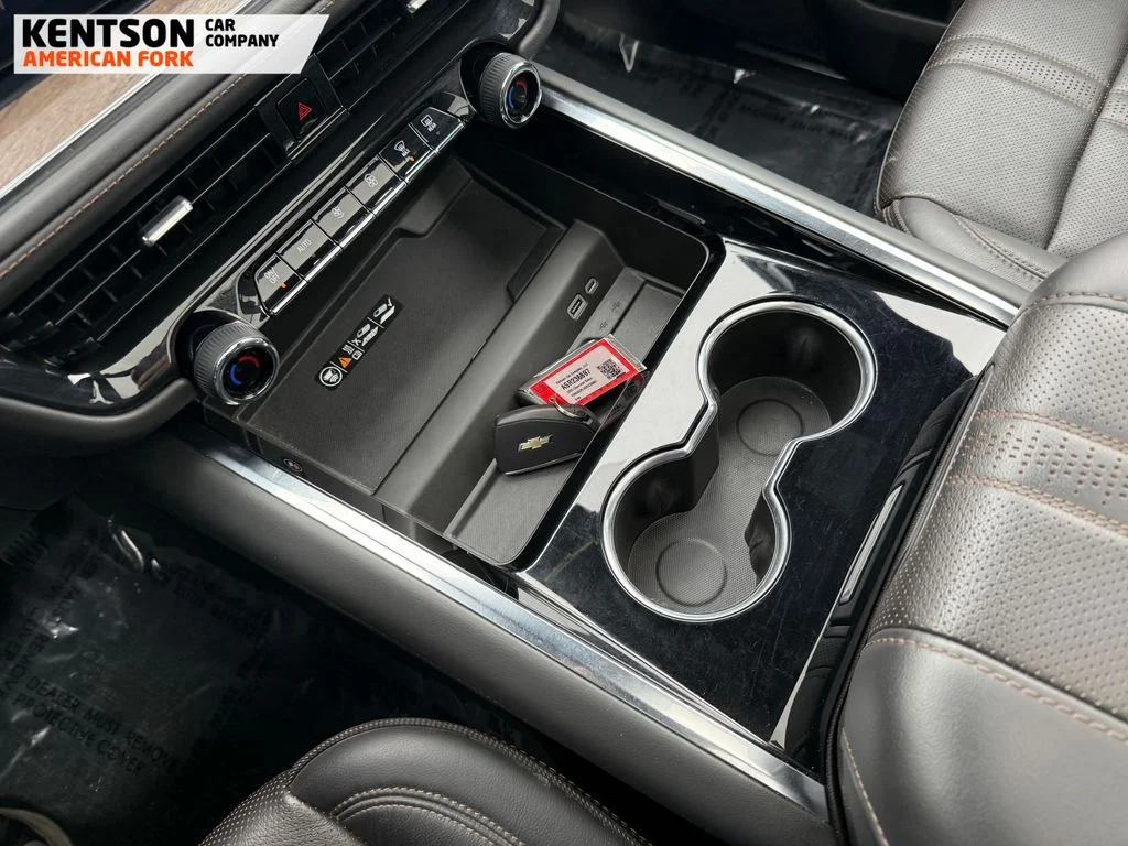 2025 Chevrolet Suburban High Country - Photo 26