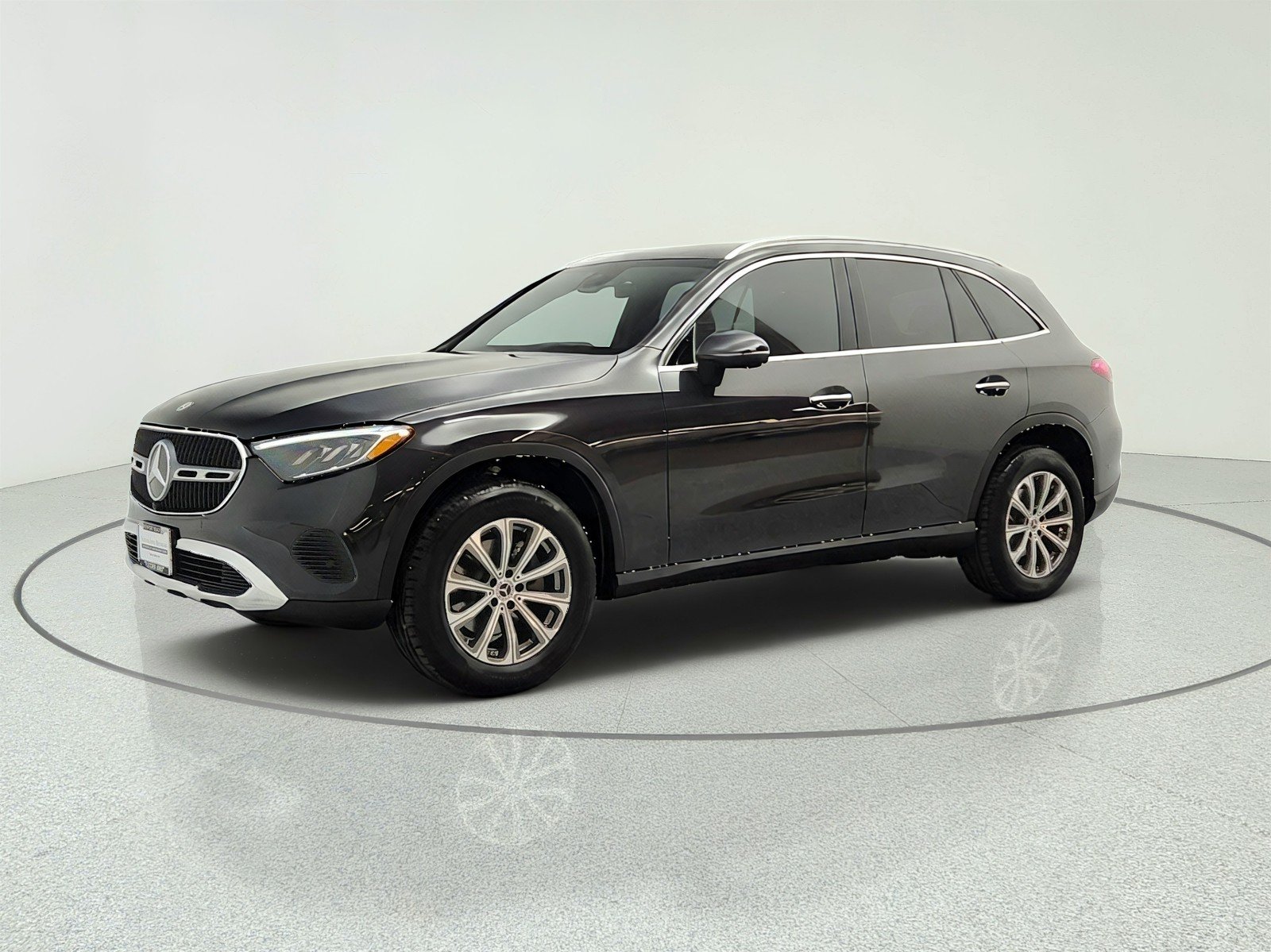 Certified Used 2026 Graphite Grey Metallic Mercedes-Benz GLC 300 SUV image 1